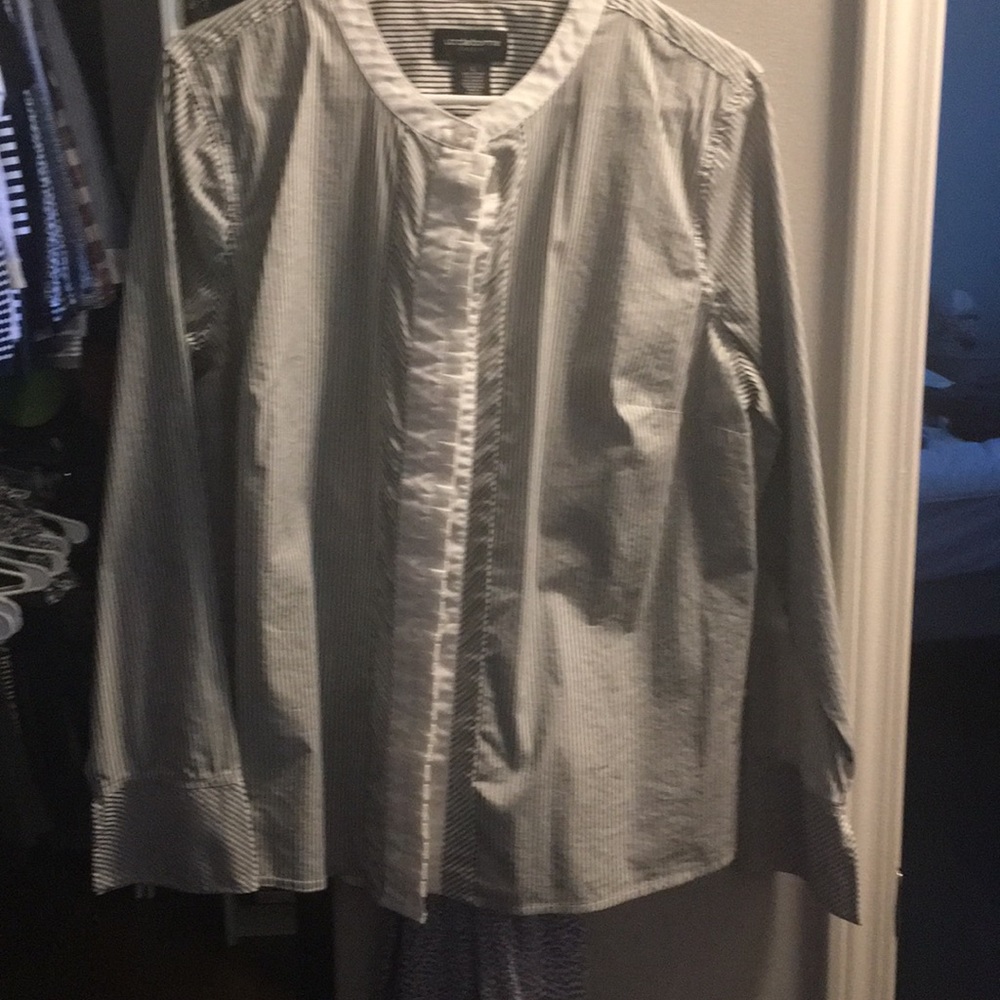 Dark gray striped liz Claiborne blouse